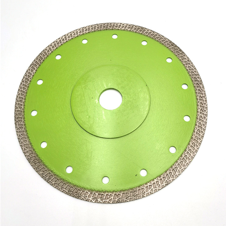 热压K波  HOT PRESSED K-TURBO DIAMOND SAW BLADE